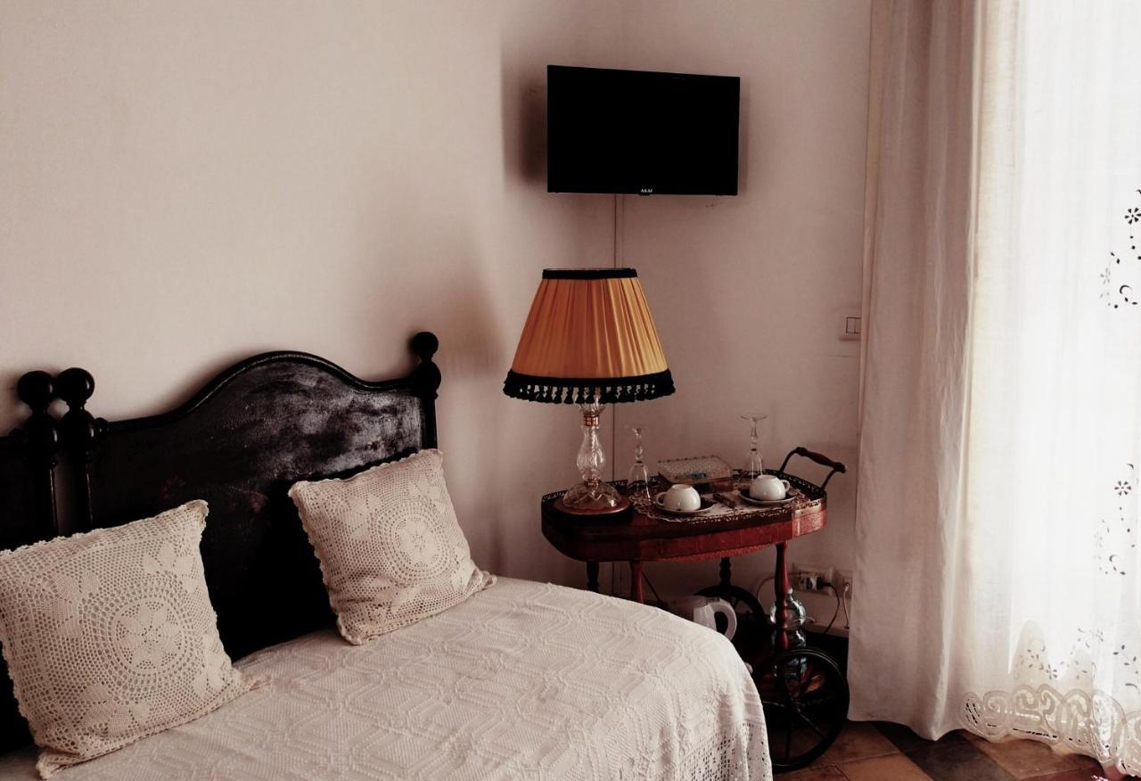 Fera O' Luni Bed & Breakfast CTA Exterior foto