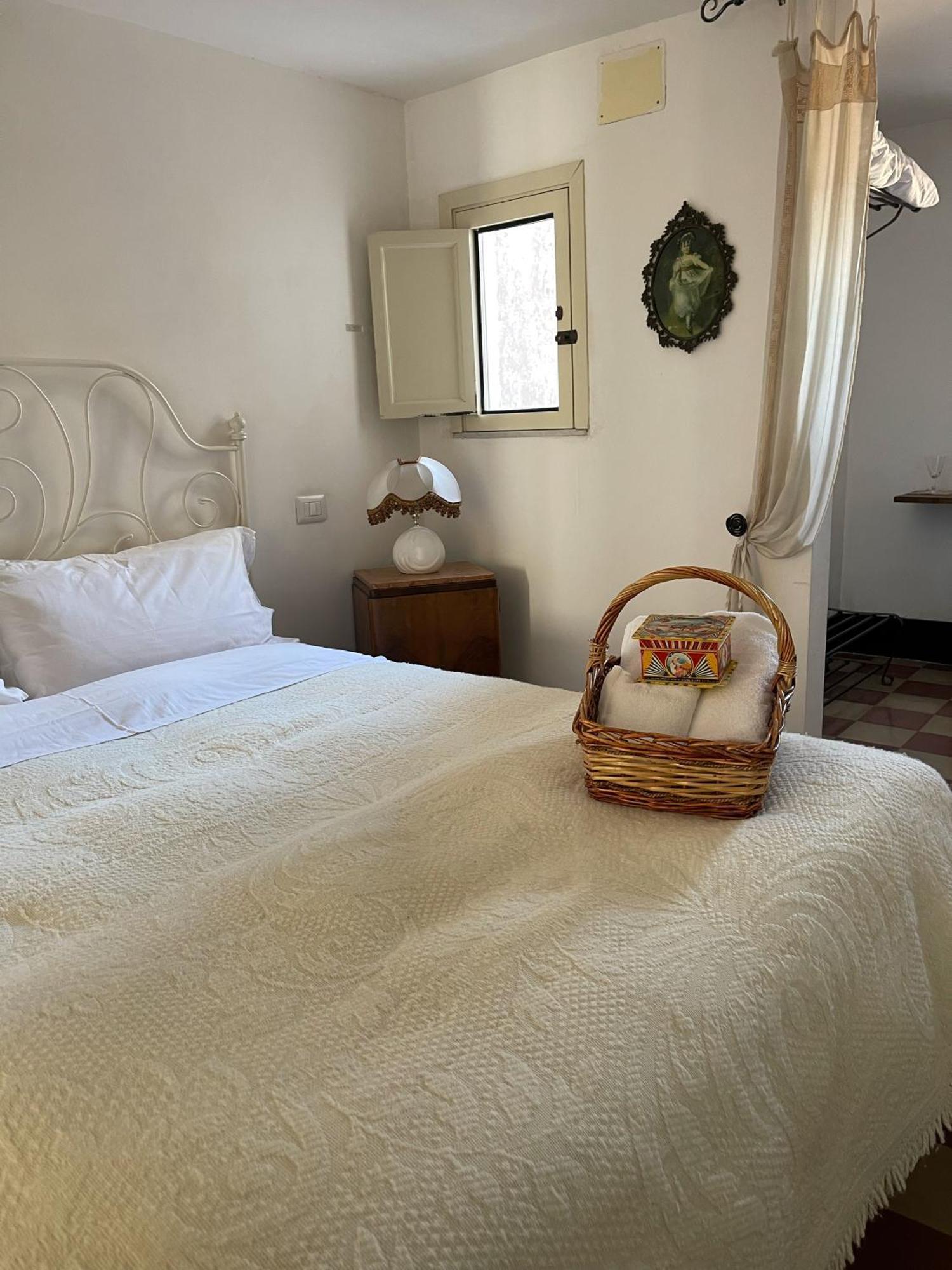 Fera O' Luni Bed & Breakfast CTA Exterior foto