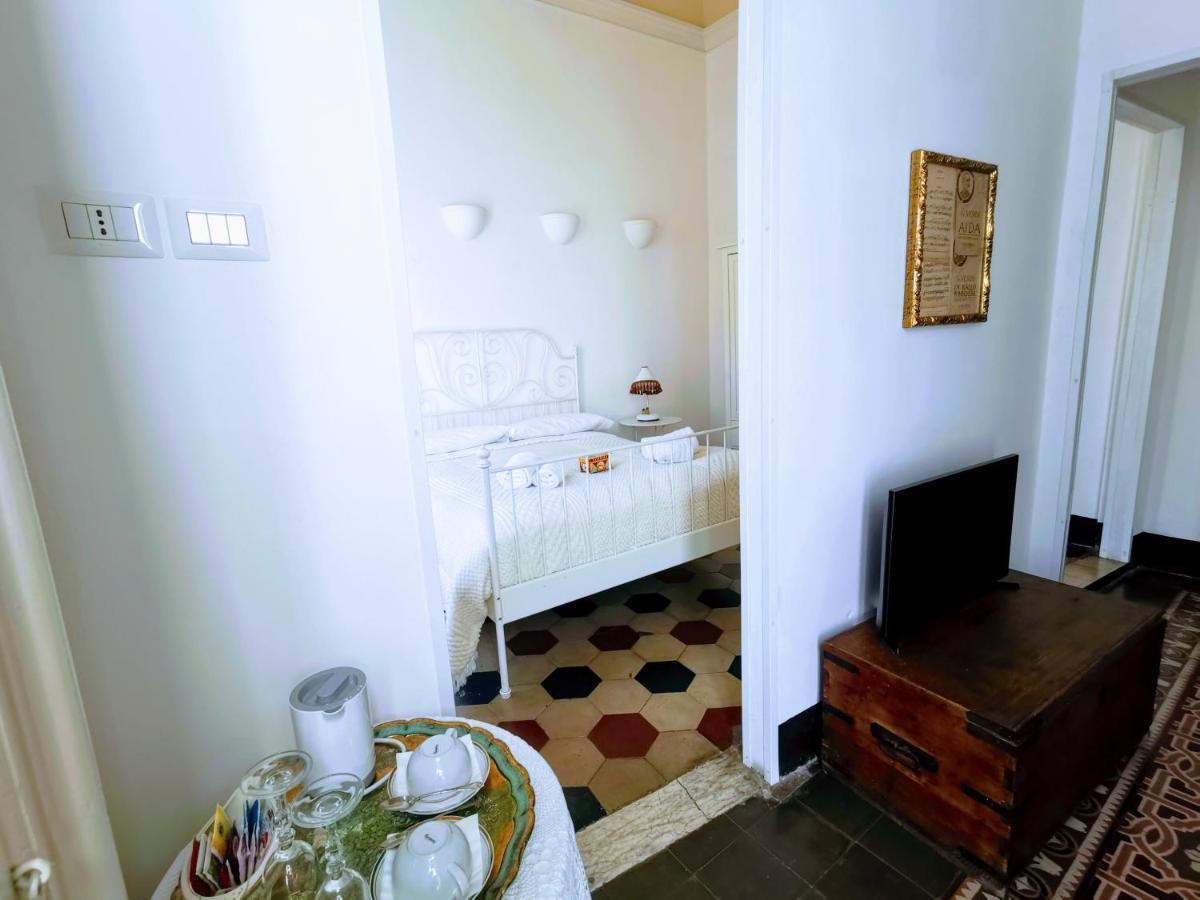 Fera O' Luni Bed & Breakfast CTA Exterior foto