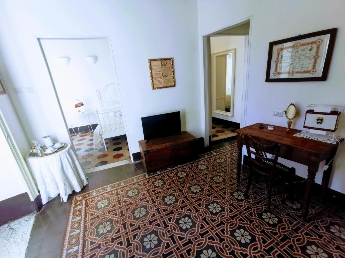 Fera O' Luni Bed & Breakfast CTA Exterior foto