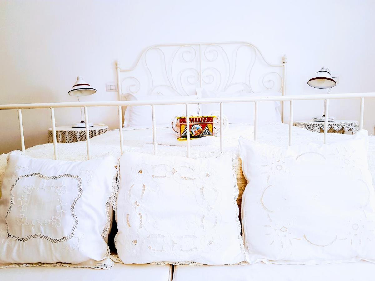 Fera O' Luni Bed & Breakfast CTA Exterior foto